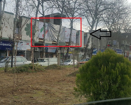 یک بام و دو هوای انتخابات در مازندران/ حجاب اجباری بر یک ستاد انتخاباتی +عکس