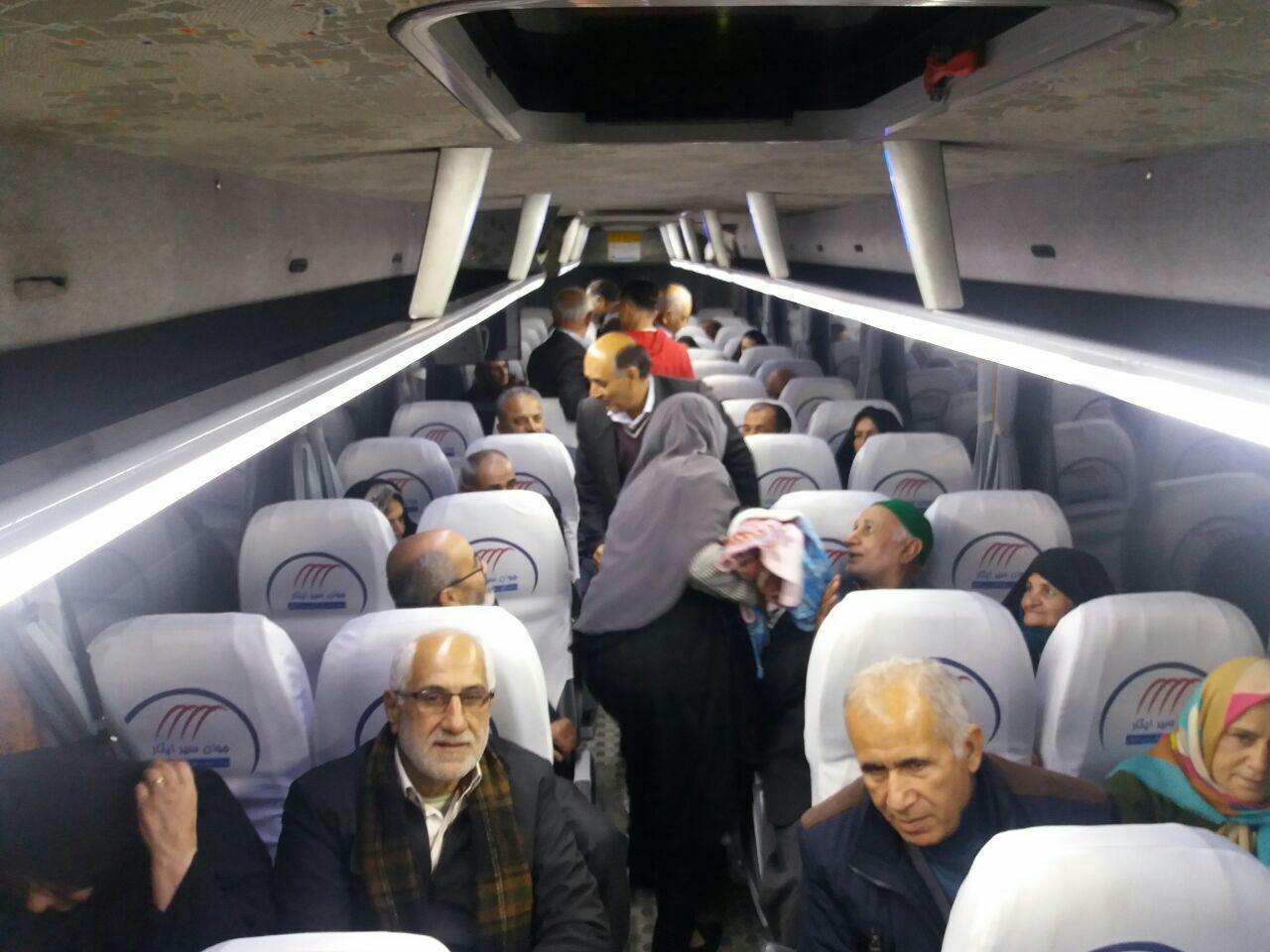۴۴ زائر از نکا به مشهد مقدس اعزام شدند+ تصاویر