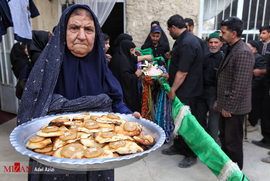 آئین 300 ساله علم گردانی در روستای هزاوه + تصاویر