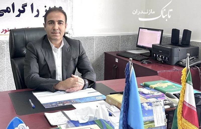 تحصیل مدافع، استقلال تهران در دانشگاه پیام&zwnj;نور نکا/ دانشجو و کارمند نمونه تحویل جامعه می&zwnj;دهیم