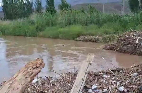 سیلاب راه ۵ روستای هوراند را مسدود کرد/ مطالبه برای پایان دادن به قصه پرغصه پل‌های ناایمن