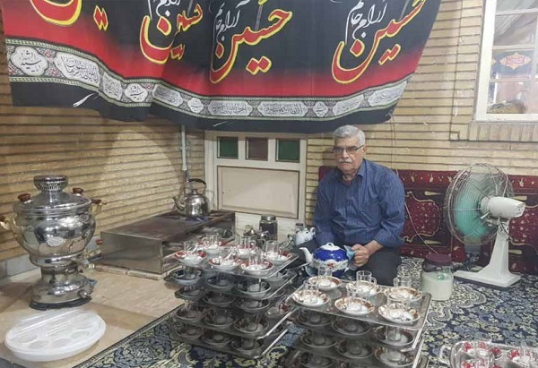 روایتی از شور و شعور دزفولی ها در دهه محرم/ از چلاب زنی تا پژواک چکاچک شمشیرها روایتی از شور و شعور دزفولی ها در دهه محرم/ از چلاب زنی تا پژواک چکاچک شمشیرها