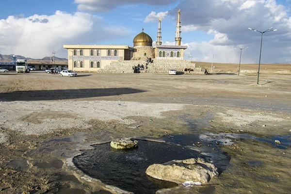 بلاتکلیفی باباگرگر زیر ذره‌بین مسئولان/ برای نجات نگین گردشگری کردستان چاره اندیشی می‌شود؟